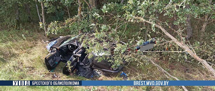 Пассажирка легковушки погибла при ДТП в Ганцевичском районе
